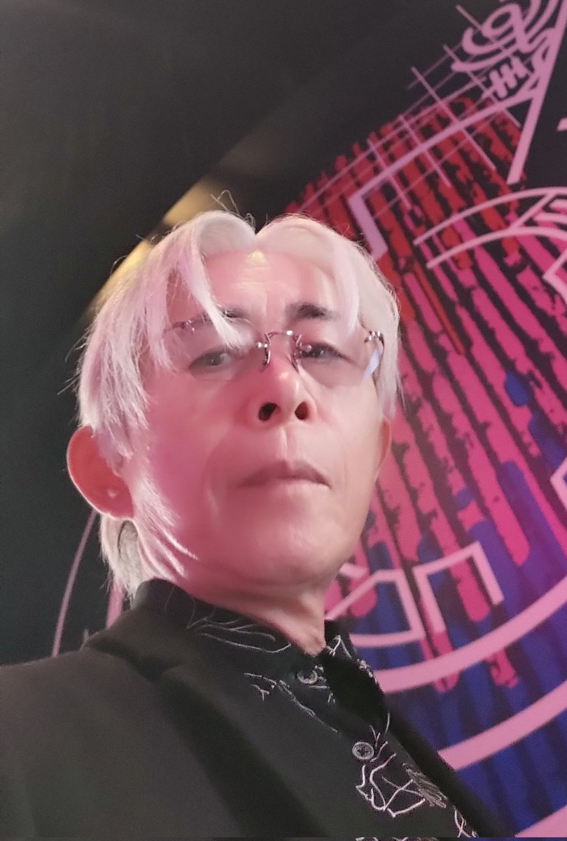 #猛暑で気が滅入るからお気に入りのクールビューティを貼ろう