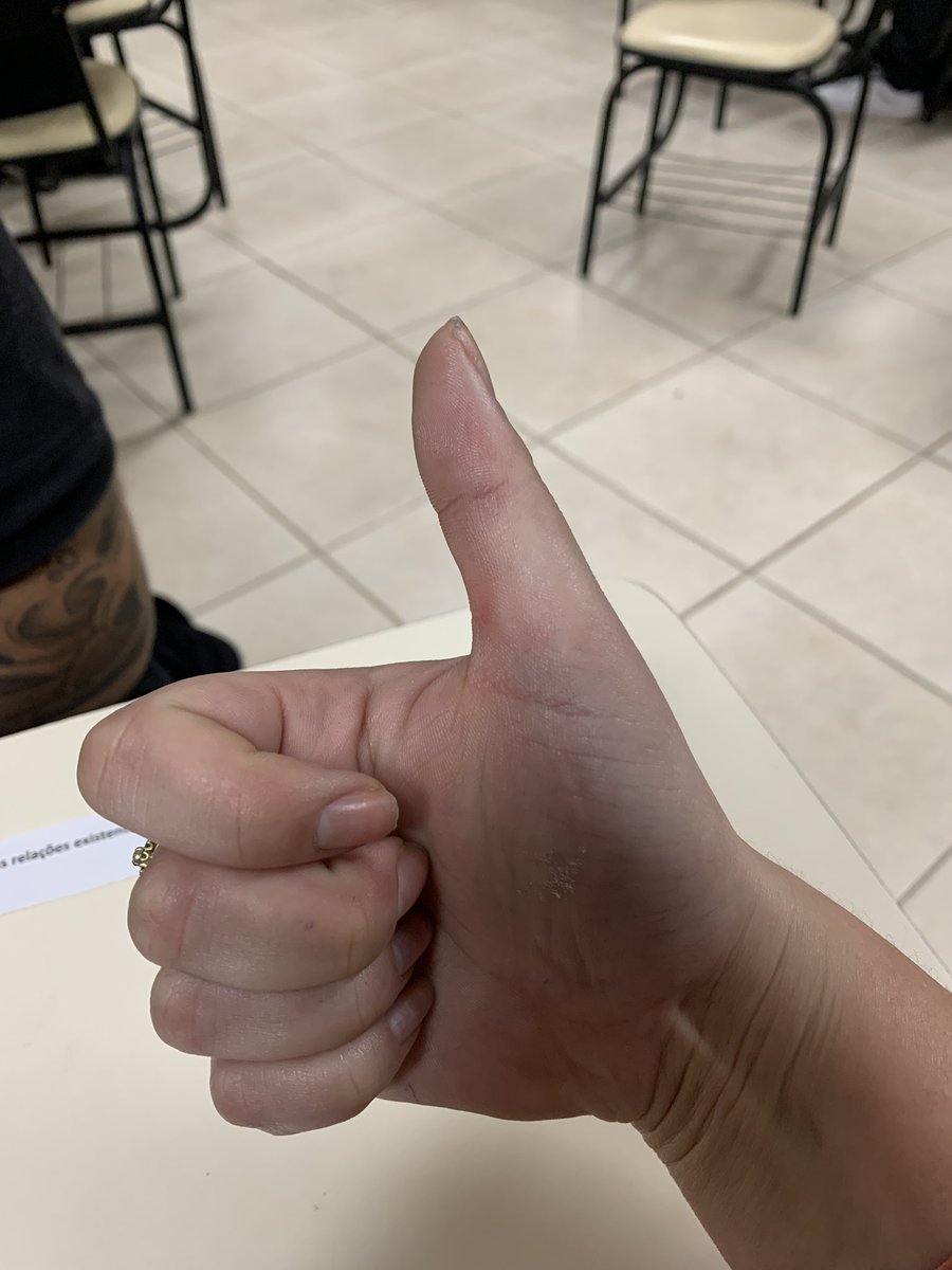 oierikaoi's tweet image. Após SETE dias refazendo todas as listas, com ABNT e tudo, hoje foi o dia da entrega. #CorrenteDeOracaoParaNotaSerBoa #Facdir #UFJF