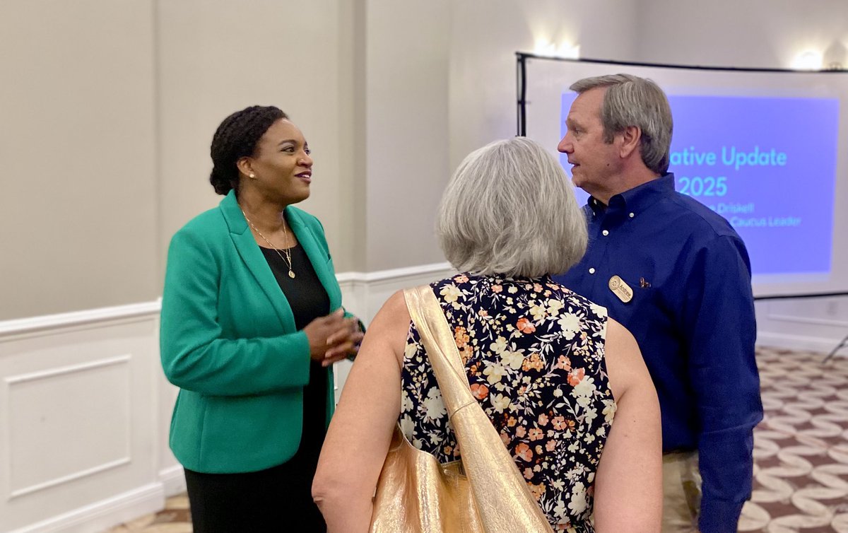 FentriceForFL's tweet image. It was so nice to join the North Tampa Bar Association for their CLE luncheon. Thank you for inviting me to share about some of the bills that passed last legislative session and for laughing at my joke! (Why couldn’t the lawyer make her morning coffee? She had insufficient…