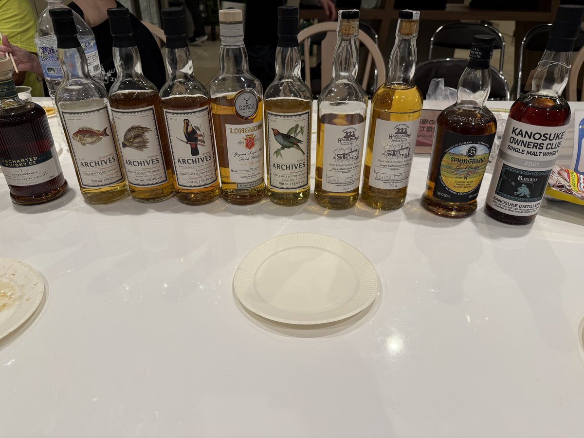 先週Essence of Whiskyさんの日本酒会へ
美味しい料理と香りを満喫しました
- MVP: 脳に訴えかけてくる官能的なアロマGMロングモーン
- 90分待って開いたローカルバーレイ8年
- 華やか黄色フルーツ南国感とメロウなソサイエティ秩父
うどんの出汁が沁みました🥰
楽しい時間をありがとうございます！！