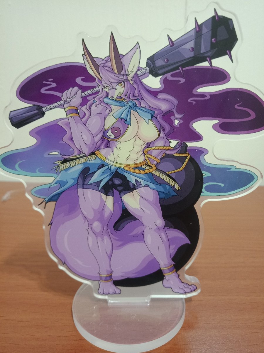 昔作った銀角のアクスタを思い出しました✨
今でもまだ部屋に立ててあるんですね😉
#フルボッコヒーローズ