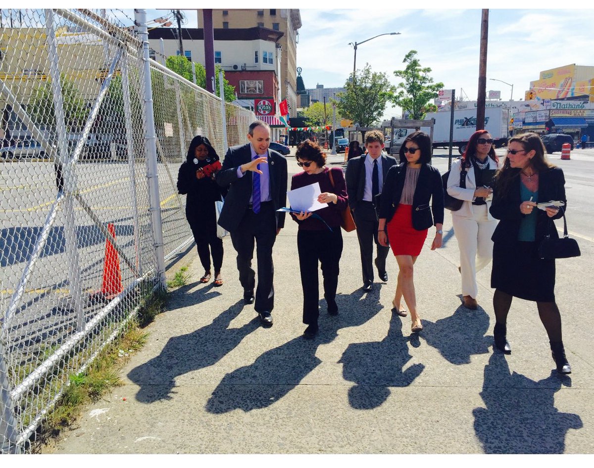 Throwback to when former NYC DOT Commissioner Trottenberg conducted one of many site visits in Southern Brooklyn (including with me here on Coney Island) to personally assess the transportation needs of the community.

She was one of the most accessible and responsive city