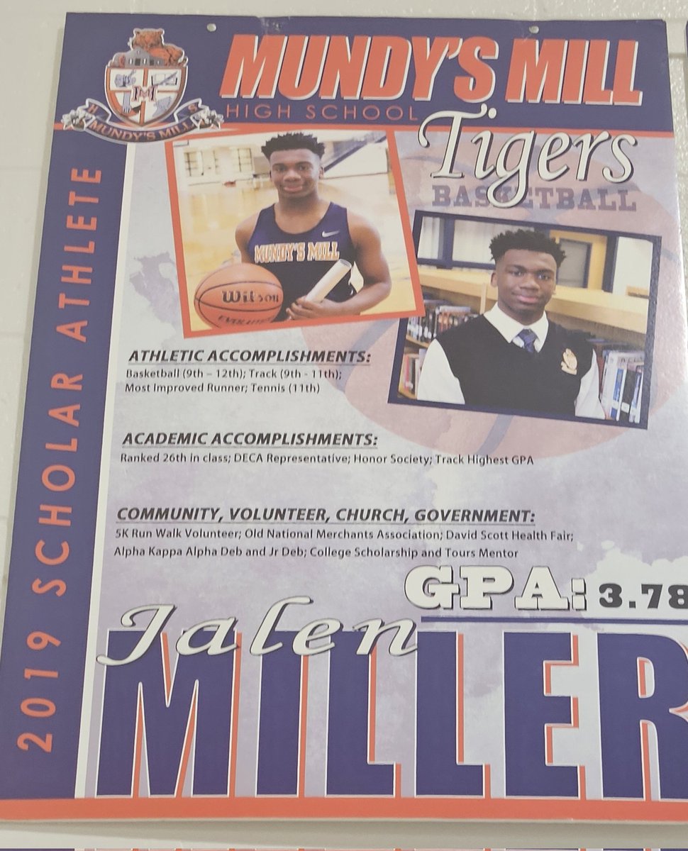 DaRealCoachCal1's tweet image. Ayeeee Scholarship is the key....4 Clayton County Scholar Athletes in 6 years. Should have been 5 counting Bryson Ogletree with a 3.7 GPA, he is also is a starter at North Carolina A&amp;amp;T. As a coach we must leave a footprint of our impact wherever we are. #GoodKids #HighCharacter