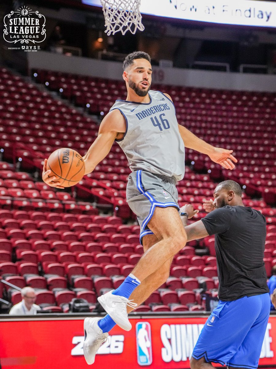 GCU_MBB's tweet image. Mavs Summer League debut for @GabeMcGlothan5 live NOW on ESPN ๐บ
(via @dallasmavs)