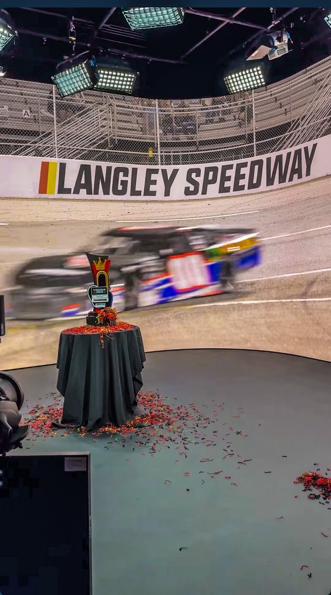 ChaseBurrow00's tweet image. 👀 🎥 👀 Can’t wait to see what this becomes! Future prediction?
#HamptonHeat | #VaTripleCrown | @LangleySpeedway