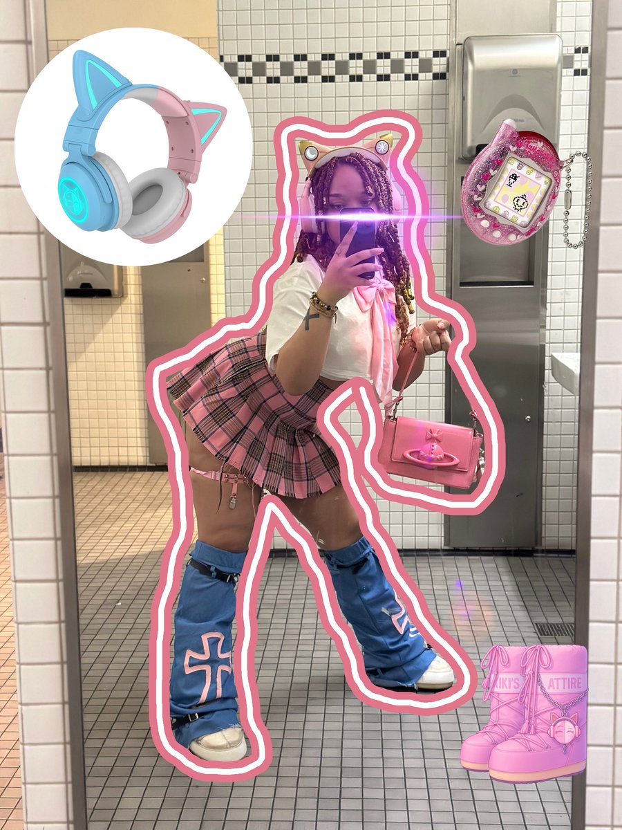 I’m starting to make my own custom Kiki headphones!! 🥹💖