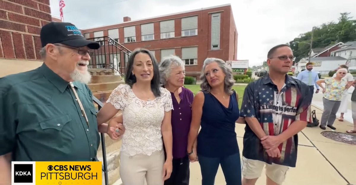 ismithKDKA's tweet image. Only On KDKA: The family of Corey Comperatore, who was shot & killed at the Trump rally last July 13, met with the two shooting survivors for the first time and express anger over the lack of accountability from the secret service. @JenBorrasso @KDKA
cbsnews.com/pittsburgh/new…
