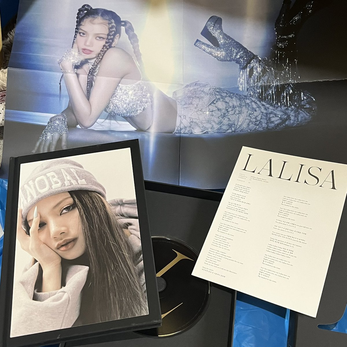 412MAIL's tweet photo. Lalisa Unsealed Album

150

lfb lf blackpink lisa https://t.co/1xeC4jGV7D