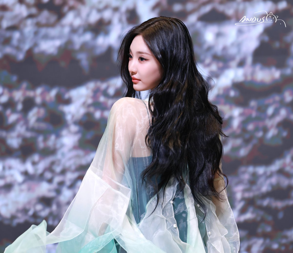 250710 EL fansign event

#ningning #닝닝 #寧寧 #宁宁
#NINGNING #寧藝卓 #宁艺卓
#aespa