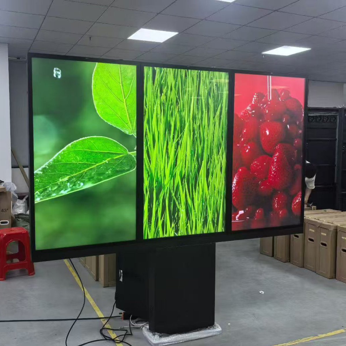 SDDigitalScreen's tweet image. 3-panel outdoor menu board for high-volume drive-thrus. Maximize visibility. 📧 Evelyn@sendadigitalsignage.com | 📲 WhatsApp: +8618138849445
#drivethrumenu #digitalmenuboard