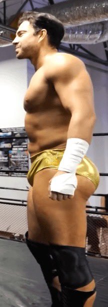 since yall seemed to really like maximilien for BIG reasons..🧐🧐🧐