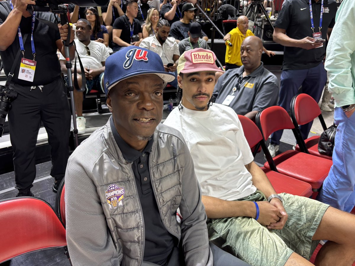 Andrew and Claude Nembhard found their way to some courtside seats for Ryan’s NBA Summer League debut. Claude wore the #Gonzaga ballcap with a Montverde jacket.

Ryan’s now up to a team-high 12 pts. for Dallas.