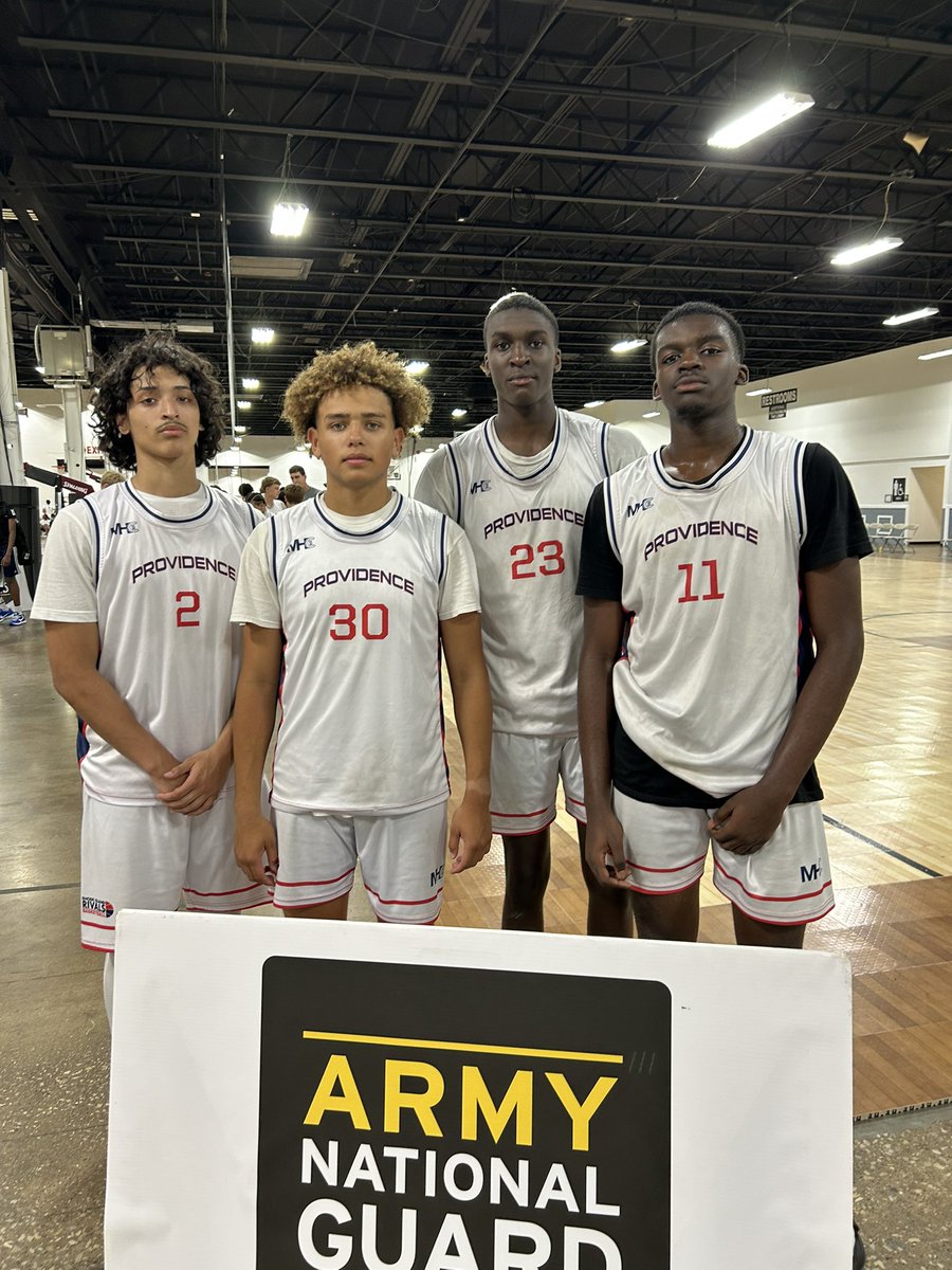 RI Rivals 17U MHC picks up a solid live period win this afternoon!

Isaac Ibidapo lead the way with 19 points &amp; 16 rebounds

True ‘27s Elijah Ibidapo and Tysen Teixeira made plays on both ends

Isaac Rivera hit the dagger 3 to ice the game off an offensive rebound

#TheRivalsWay