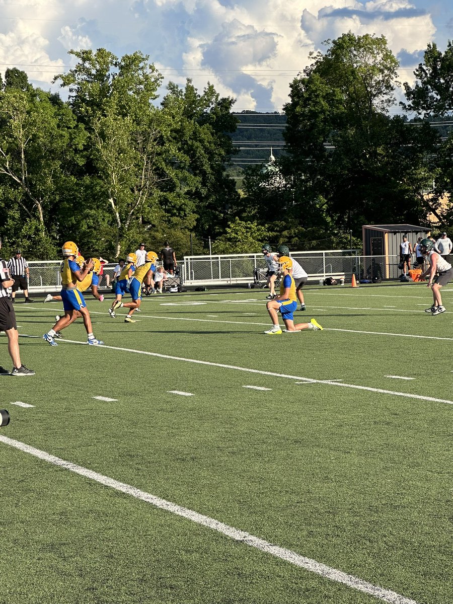 7 on 7 Knoxville Classic. Highlanders went 3-0 in pool play! Tournament Friday!#Compete