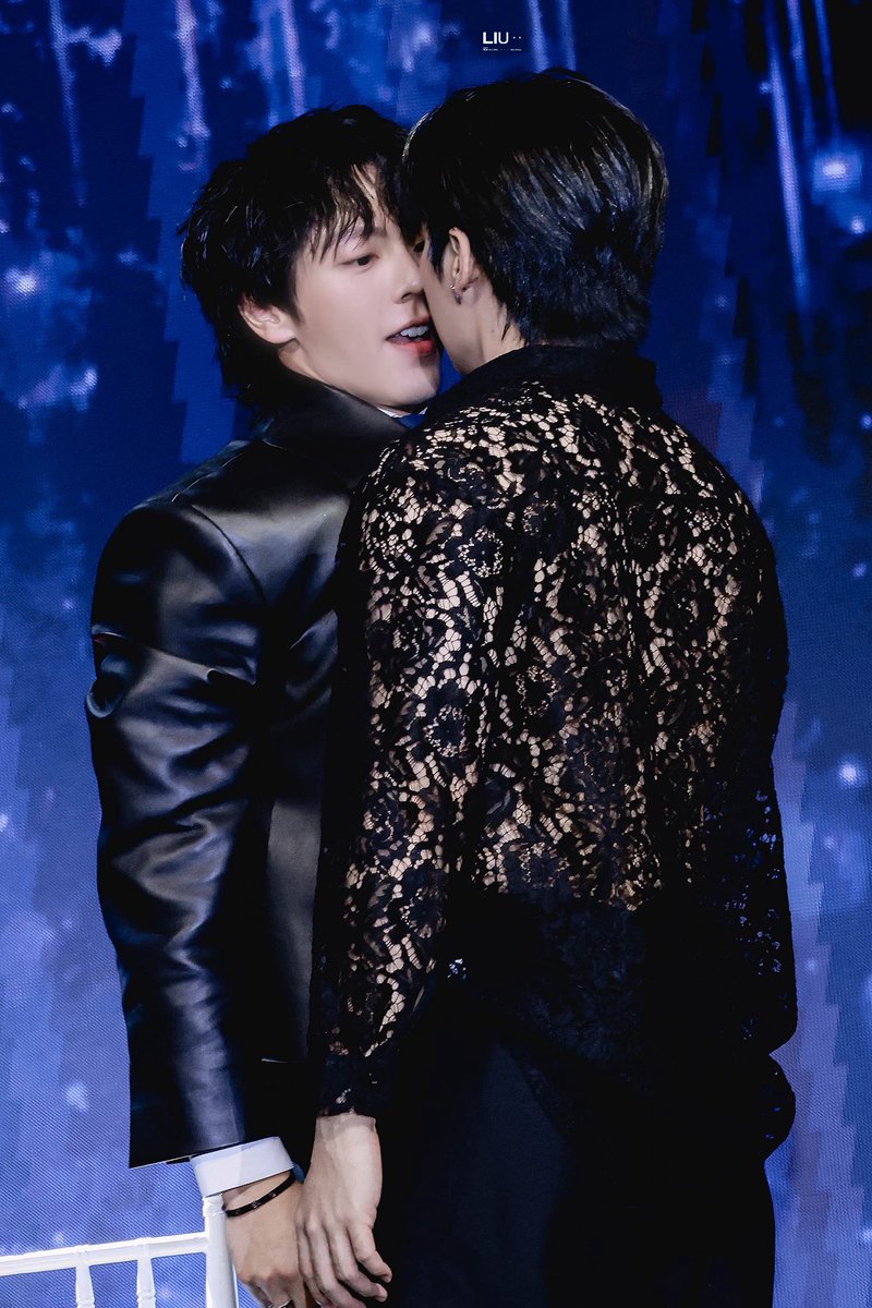 美好的一天从兔碰开始 🥰

UPPOOM BEYOND THE SCREEN
#BeyondthescreenxUpPoom 
#InsightEnt2025 
#uppoompat #poompps 
#UpPoom