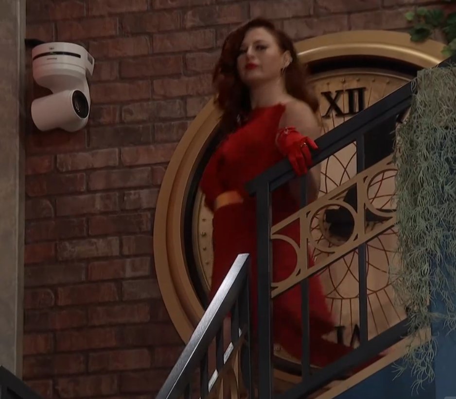 RACHEL REILLY IS IN THE HOUSE #BB27