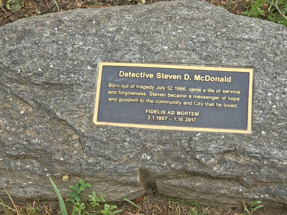 NYCPDDEA's tweet image. Thirty-nine years ago, Detective Steven McDonald was shot and paralyzed as he patrolled Central Park. For more than 30 years, Steven ensured his message of love and forgiveness was heard across the world. That will forever be his legacy. DEA Board Officers were honored to help…