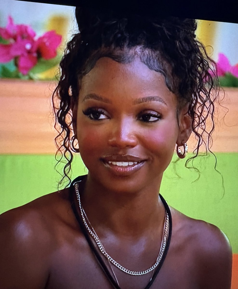 DoIKnowYourFaDa's tweet photo. CATEGORY : FACE 😍
#LoveIslandUSA https://t.co/eCSejG7C3d