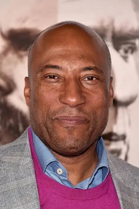 EllisCaliJones's tweet image. Before Liberian-born Richelieu Dennis bought Essence from Time Inc. in 2018, several Black Americans were linked to the deal — Byron Allen reportedly made a bid, Sheila Johnson showed interest, and Ursula Burns’ name was floated in early talks. Dennis ultimately closed the deal.
