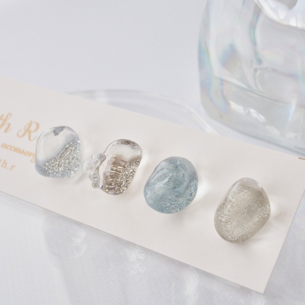 _with_r's tweet photo. 涼しげなブルーアクセサリー💍
海の中にいるみたいな奥行き感です♡ https://t.co/VYjV3Ahp2O