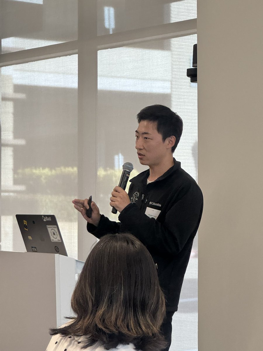 ApachePinot's tweet image. Some great discussions with the community.
Scale, reliability, ingestion patterns @Uber HQ