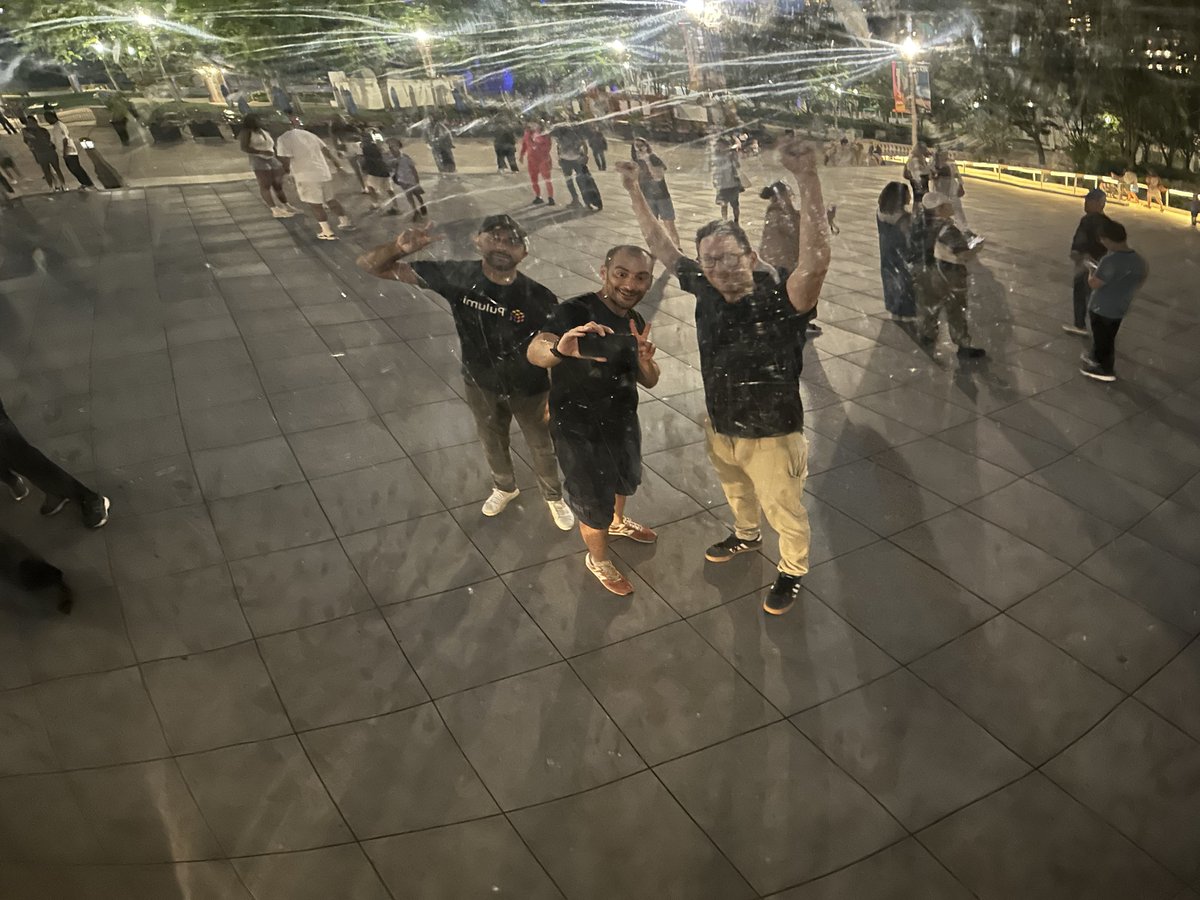 _ediri's tweet image. Great time hanging out with Asaf and @adamgordonbell in the Windy City!