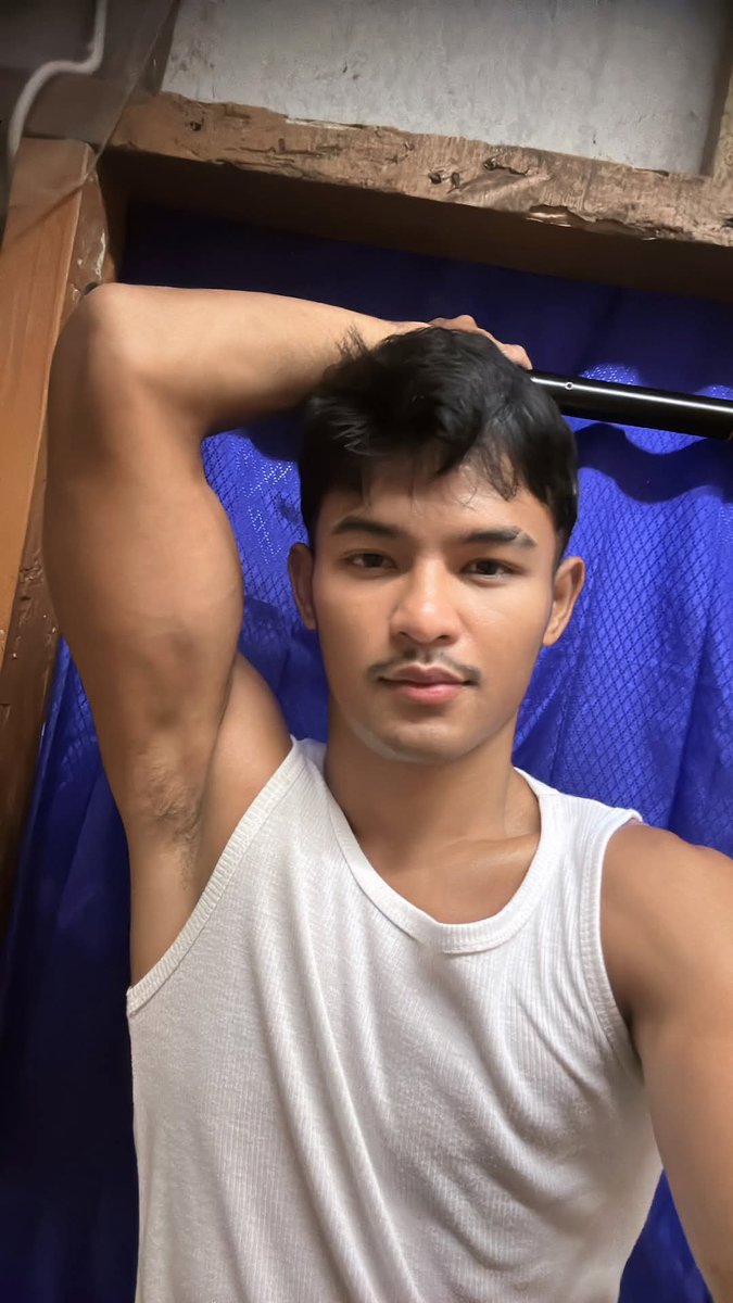 shirtlessboyid's tweet photo. Dia memang cakep 😍 https://t.co/xEN3F8aGuC