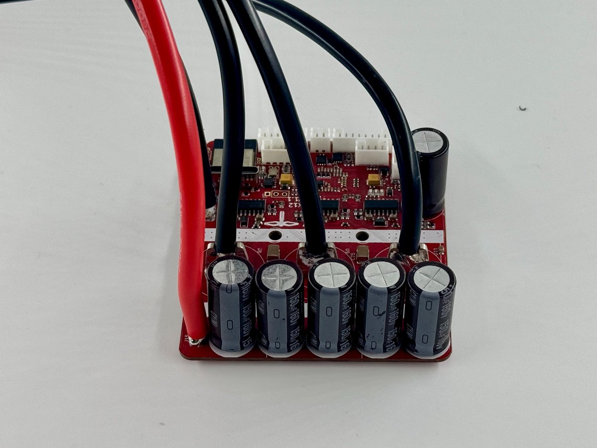 ⚡ TRONIC 250R VESC CONTROLLER
Where copper meets control – automotive-grade power management.
🛠️ PCB CRAFTING SHOWCASE
► 8-layer gold-plated traces
► 0.1mm laser-drilled microvias
► ±2% impedance control
► DirectFET MOSFET integration
🌐 YOUR DESIGN. OUR CANVAS.
#PCB #VESC