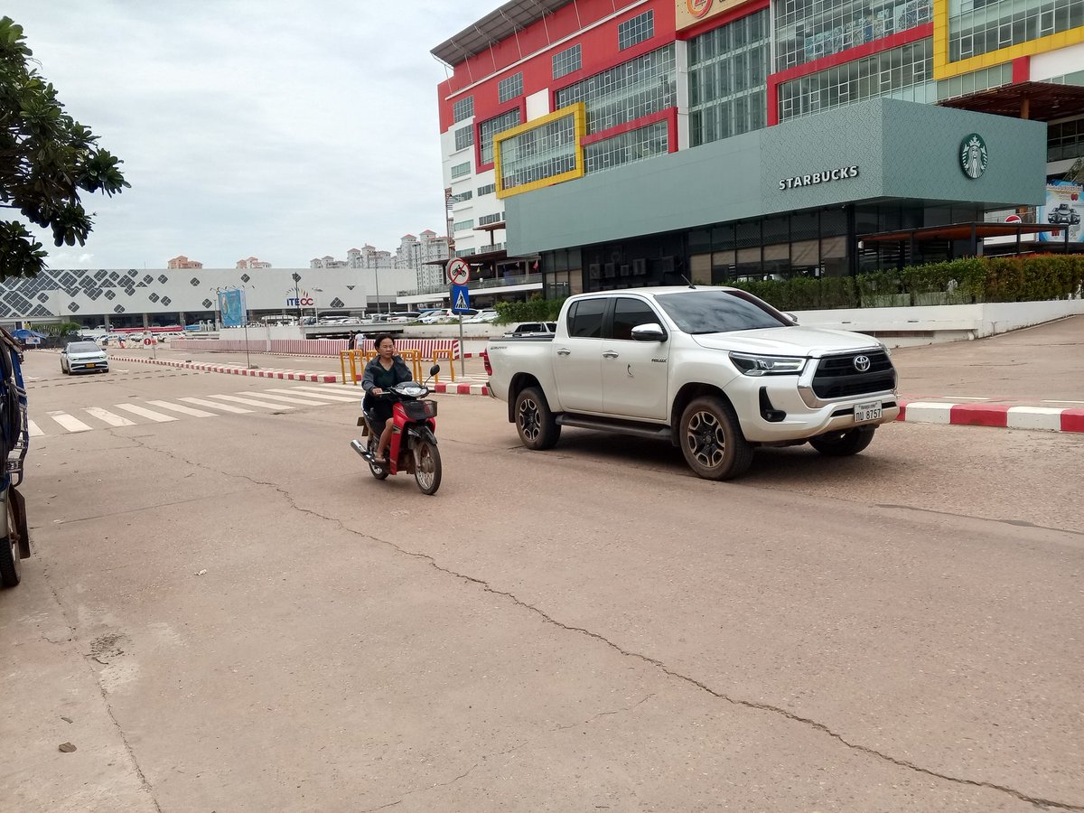 TingMb95120's tweet photo. ແຖມນີ້ມີ ສ ໃຫ້ນັດບໍ່ https://t.co/i8aVTJd8yW