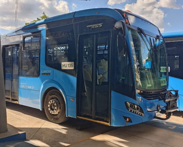 DiariodeYucatan's tweet image. #DYinforma | 🚍 Concesionarios dan ultimátum a la ATY: de no pagar el subsidio pendiente en 7 días, comenzarían a restringir el servicio de transporte en #Mérida por falta de viabilidad operativa.
➡yucatan.com.mx/merida/2025/07…