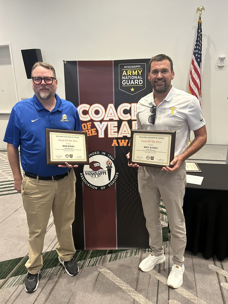Tupelo High School (@tupelohigh) on Twitter photo Coach Daniel (<a href="/TupSwim/">Tupelo Swim Team</a>) & Coach Justice (<a href="/tupGBB/">Lady Wave Basketball</a>) were recognized earlier today by the Mississippi Association of Coaches at the 2025 Coach of the Year ceremony in Jackson. Congratulations to both!
πππ
#GoWave #TPSD Coach Daniel (<a href="/TupSwim/">Tupelo Swim Team</a>) & Coach Justice (<a href="/tupGBB/">Lady Wave Basketball</a>) were recognized earlier today by the Mississippi Association of Coaches at the 2025 Coach of the Year ceremony in Jackson. Congratulations to both!
πππ
#GoWave #TPSD