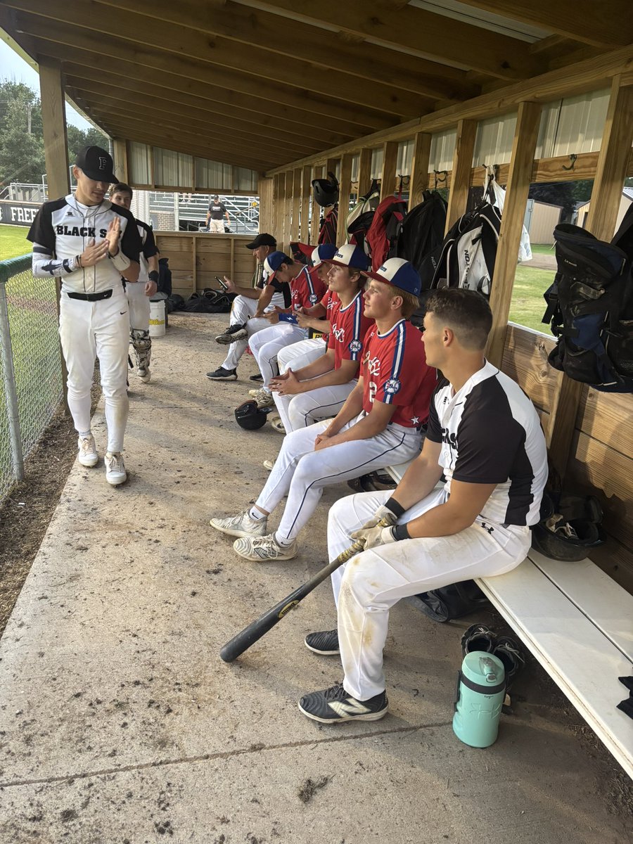 The Sox are in a weather delay. The score is tied 4-4 in the bottom of the fifth inning. Dylan Lehr has taken Fiegen yard not once but twice today!