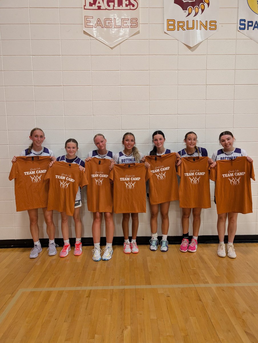 BHSStarsbball's tweet photo. Busy week ! We were in Devils Lake today ! 16 Girls putting in the time to get better TOGETHER ! Lost some , won some today. Varsity said was too hot to put the shirts on! https://t.co/bCHKEEXVRU