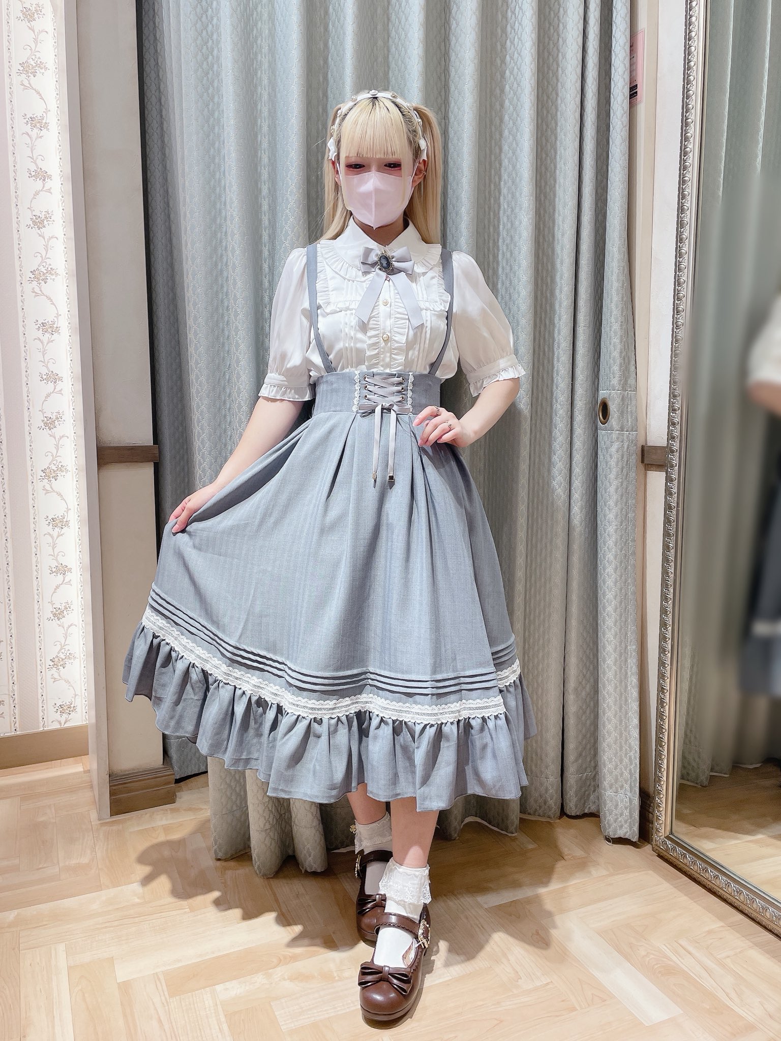 Luuiruさま•*¨*•.¸♬︎専用クイーンルイスビスクドールアーモンドマルセル アルマンド・マルセイユのアンティークビスクドール（1900年頃