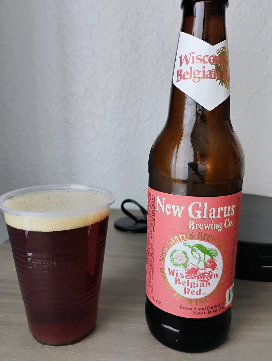BeerSnobSean's tweet image. As insane as this sounds, these amazing craft beers from @newglarusbrew cost me a total of $16 plus tax at the local gas station. 4% Wisconsin Belgian Red, a cherry bomb, and a 5% pilsner. Fancy glassware provided by HIX. @qblacklock @WIbeerbaron @DingsBeerBlog @DrGoodBeer #beer