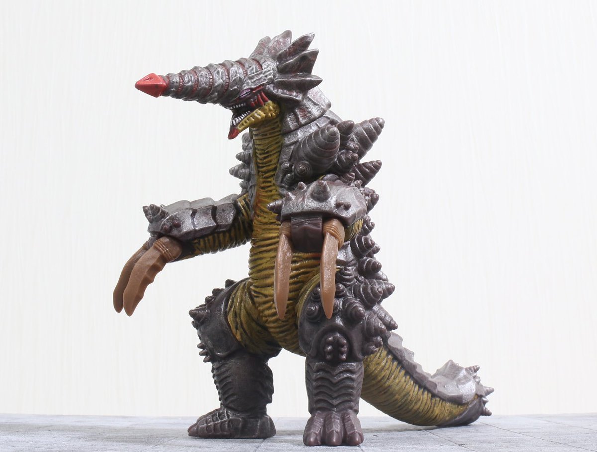 ウルトラ怪獣アドバンス 熱線怪獣グライム リペイントしました