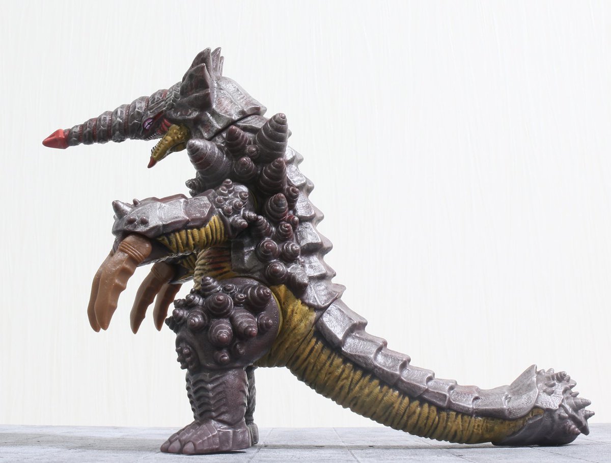 ウルトラ怪獣アドバンス 熱線怪獣グライム リペイントしました