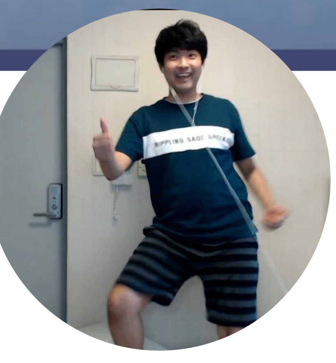 Bj빡유 https://t.co/ZD02eqRI2r