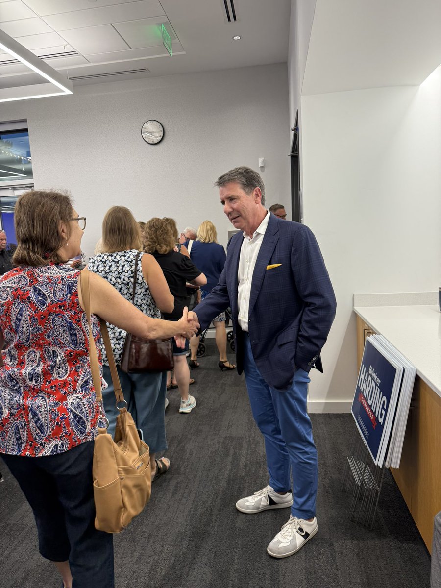 BrinkerHarding's tweet image. Thank you to the Sarpy County GOP for inviting me to join you for tonight’s meeting to highlight my record and ask for your vote! I appreciated the opportunity to listen and chat with each of you.