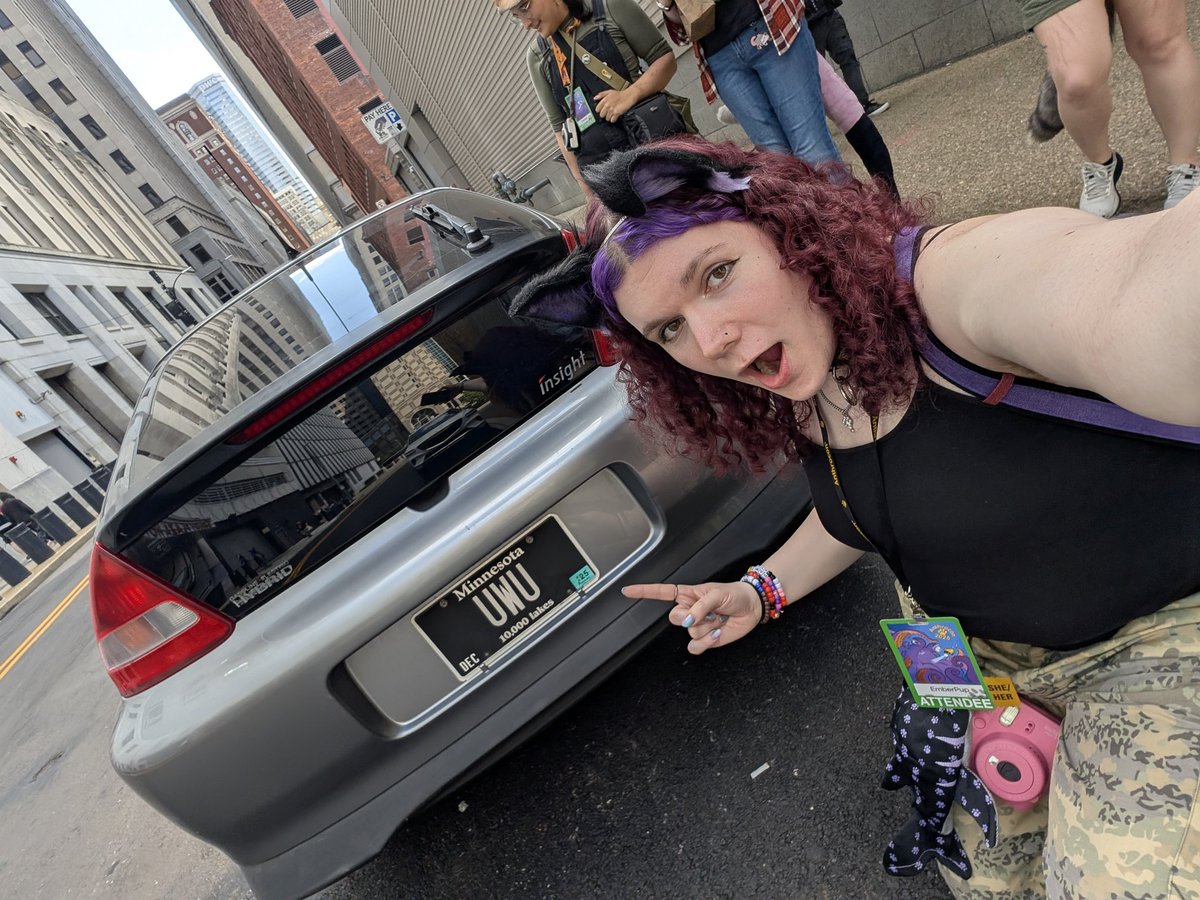 ashe 🐾🦴 tweet media