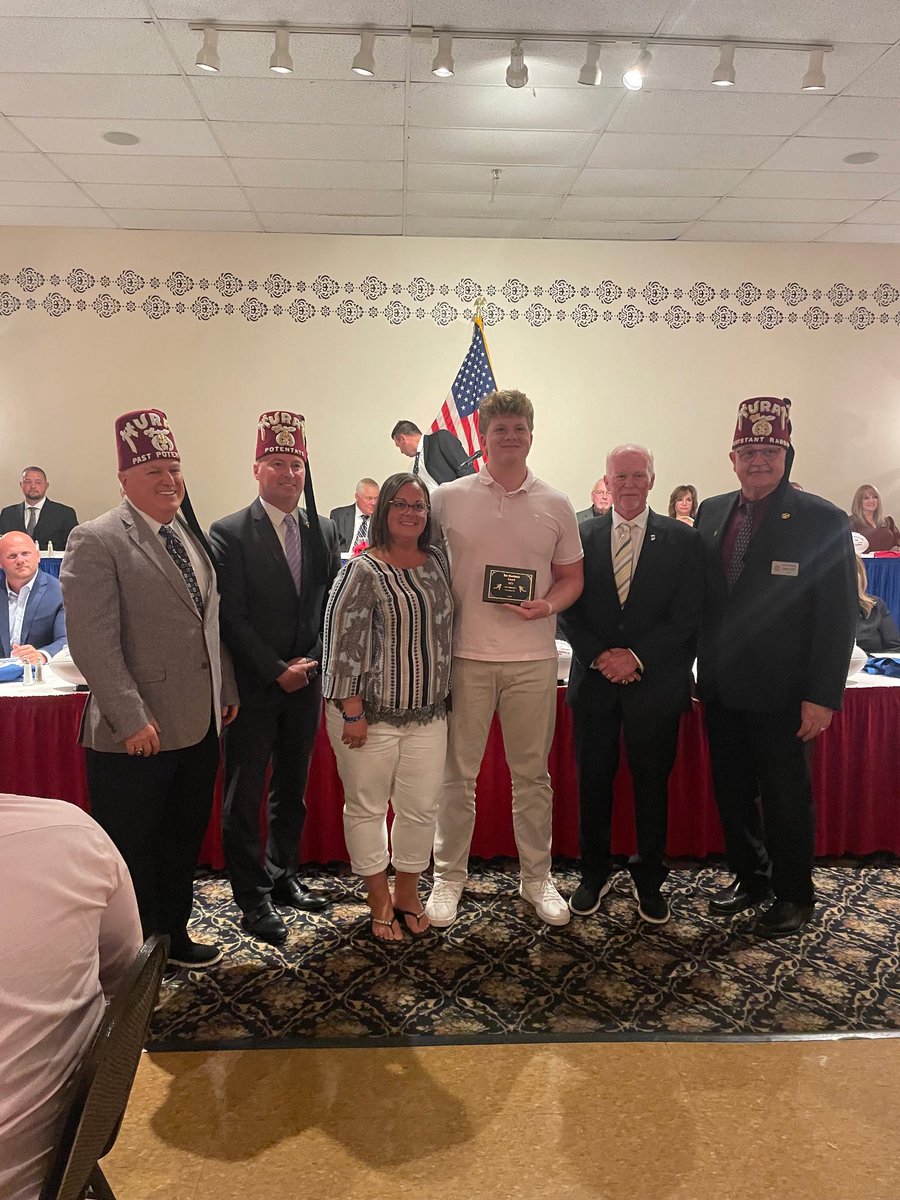 HHSSpartansFB's tweet image. Congratulations Will Davis for earning the Jon Goodman Award for character & leadership on and off the field! We are proud of you & excited to see you compete in the North-South All Star game!