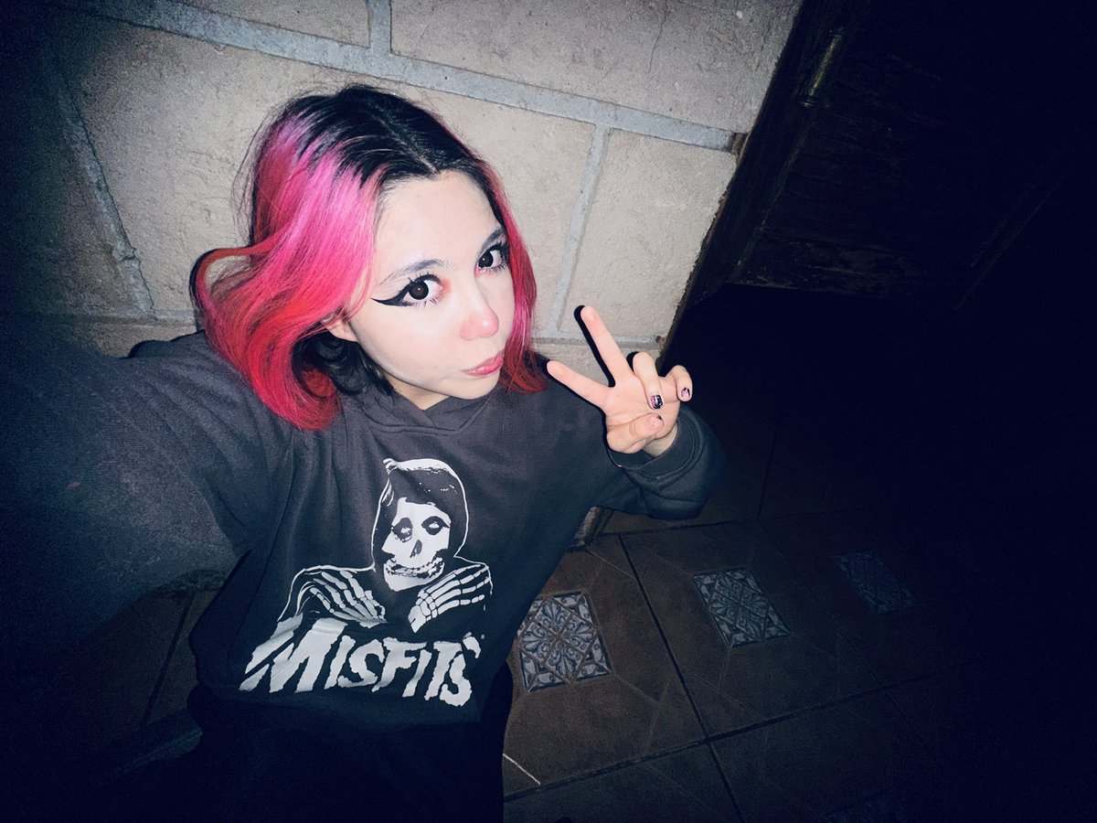 Kendriwis 💗 #Rascuachos tweet media