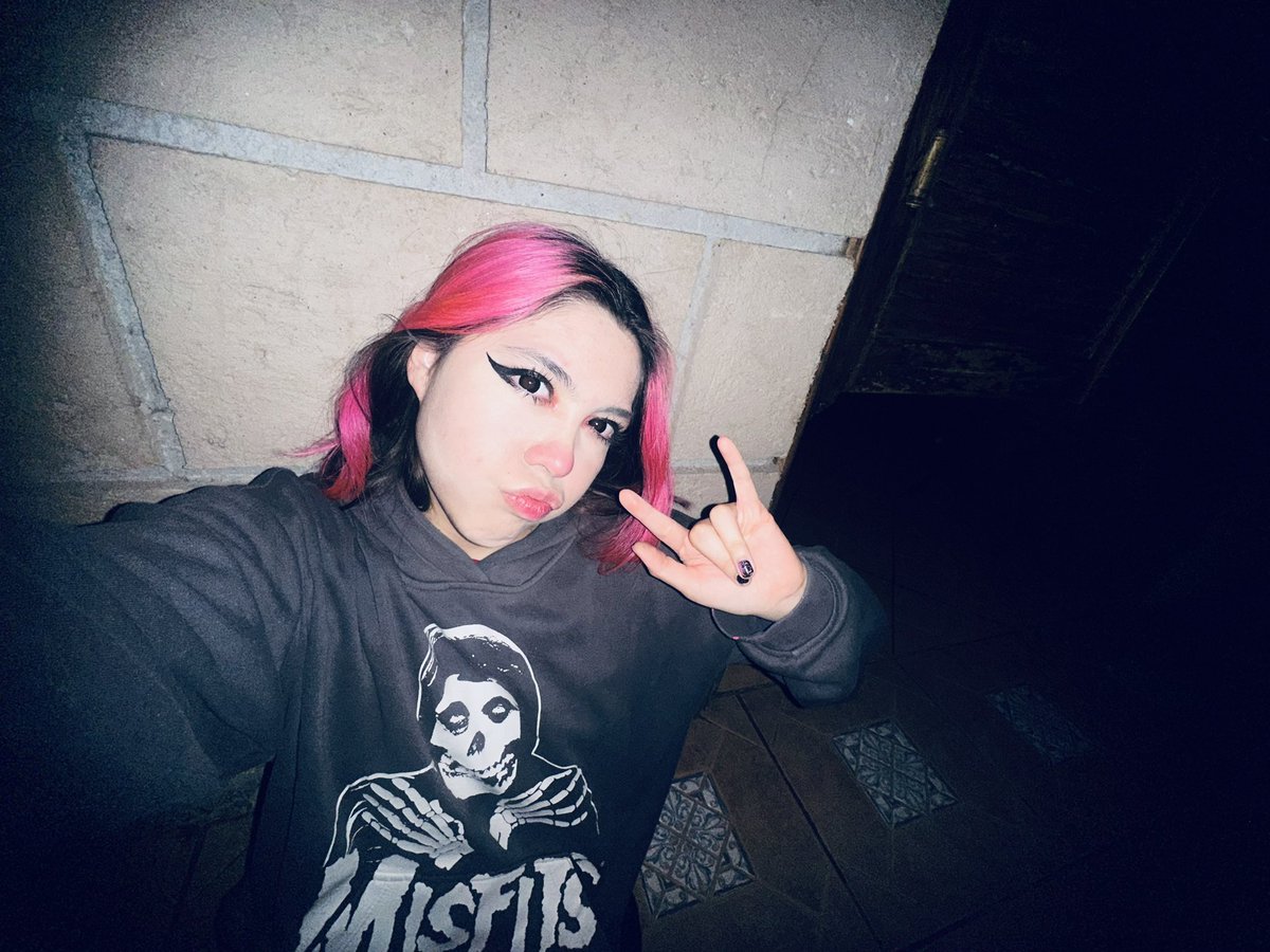 Kendriwis 💗 #Rascuachos tweet media