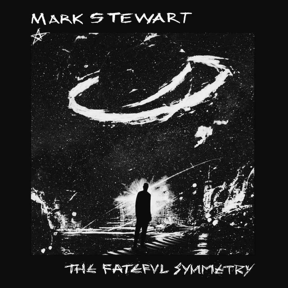 Traffic_Label's tweet image. マーク・スチュワートの遺作となる新作「The Fateful Symmetry」本日発売。lnk.to/thefatefulsymm…
&quot;人生へのラブレターと言える作品。スチュワートは人間という存在の見事なまでの不条理さに歓喜しつつ、美しく胸を打つ楽曲の数々を届ける。彼のキャリアで最も親しみやすいアルバム&quot;― Uncut