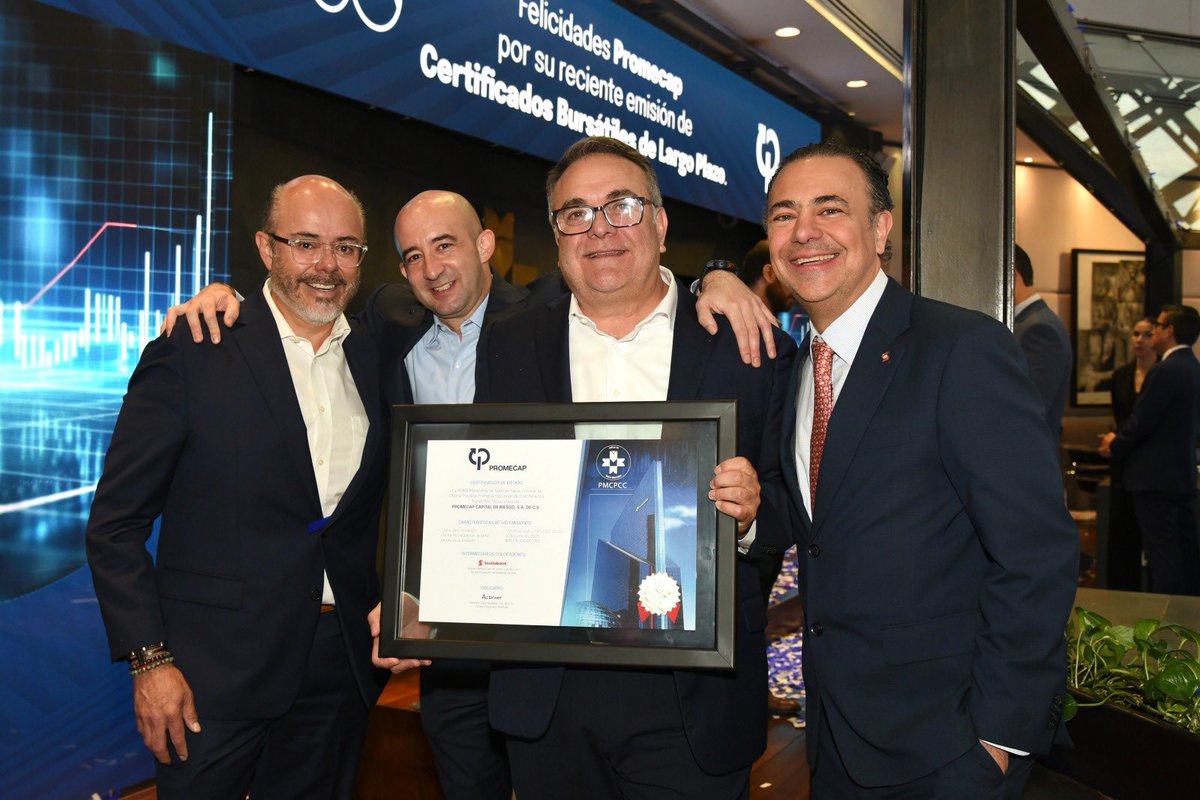 BMVMercados's tweet photo. @ScotiabankMX Este tipo de emisiones fortalece la conexión entre el mercado bursátil mexicano y el ecosistema global de capital privado, ofreciendo vehículos sofisticados y eficientes para canalizar inversión de alto valor.
#CKDs #InversiónGlobal #MercadoDeValores #LaBolsaDeMéxico https://t.co/D3zQHZjrSw