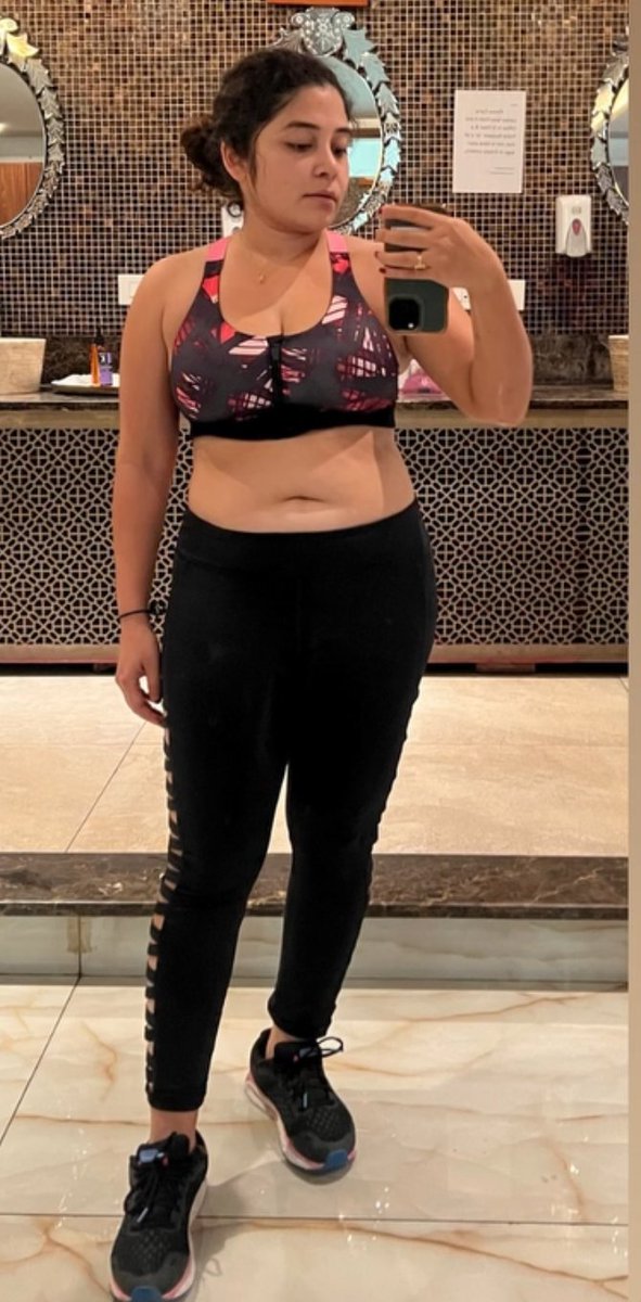 Csense730's tweet photo. That Navel Damini ❤️ https://t.co/sKgt446UhT