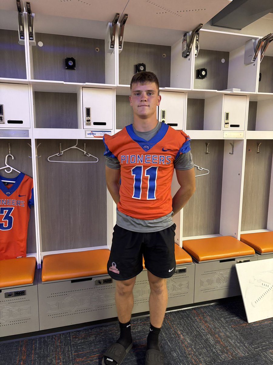 After a great Junior Day and talk with Coach <a href="/Ryan_Munz/">Ryan Munz</a> and <a href="/Coach_Fryar/">Blake Fryar</a> I am grateful to receive and offer to play <a href="/UWPlattFootball/">UW-Platteville Football</a>!!!
<a href="/oshkoshnorthfb/">Oshkosh North Football</a>