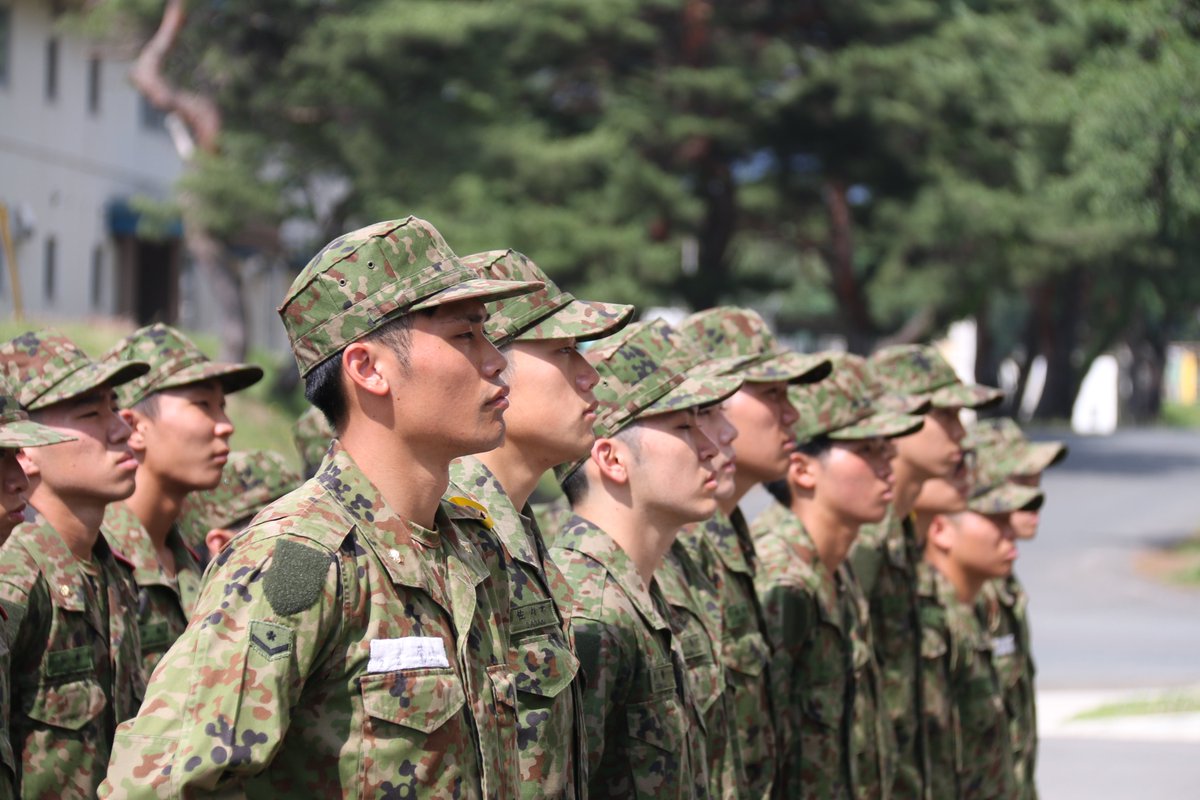 Gsdf_Camp_Iwate's tweet image. #岩手駐屯地 #東北方面特科連隊教育隊 #新隊員特技課程
　７月１日（月）それぞれの部隊から東北方面特科連隊教育隊へ異動し、７月２日から新隊員特技課程が始まりました。特技課程では野戦特科の基本基礎を学びます。写真は訓練開始式の様子です。