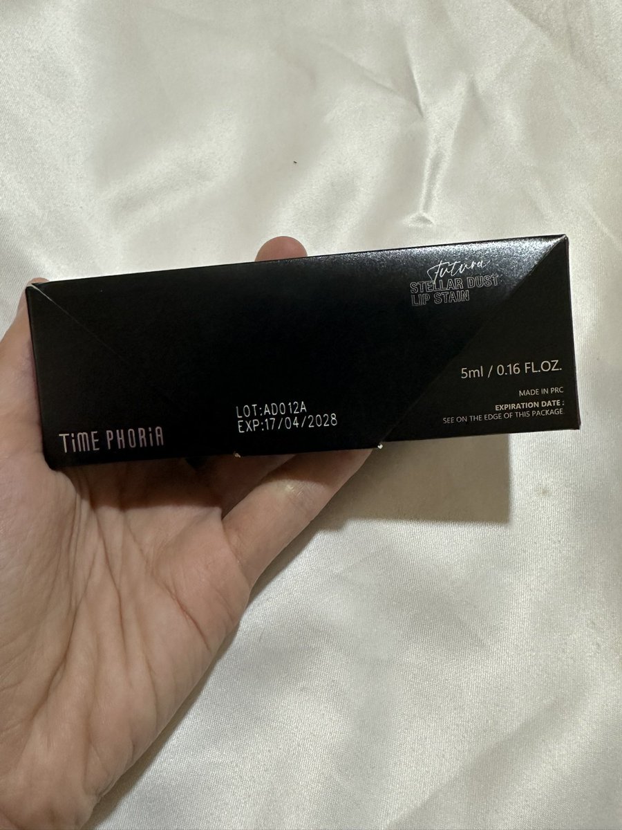 GaladrielGleam's tweet photo. @lijia47 Time Phoria - Stellar Dust Lip Stain - Futura 11
NETT 80k
Bisa 🍊
Cuman sekali pakai aja https://t.co/gSa4dzXNlU