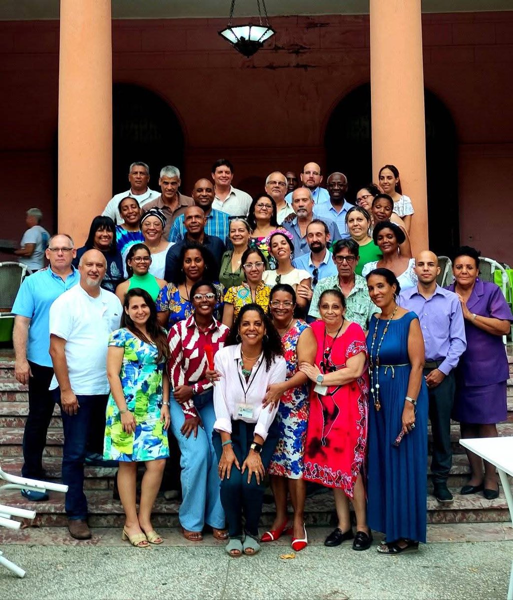 Luis Alberto Amorós Núñez (@lamoros2017) on Twitter photo Embajadores y cónsules #cubanos en África Subsahariana y colectivo de Dirección regional de <a href="/CubaMINREX/">Cancillería de Cuba</a>, junto a viceministra <a href="/AnayansiRCamejo/">Anayansi Rodríguez Camejo</a> y Director y Subdirector Gral. de Asuntos Bilaterales, compartimos y ratificamos compromiso con diplomacia revolucionaria hacia África. Embajadores y cónsules #cubanos en África Subsahariana y colectivo de Dirección regional de <a href="/CubaMINREX/">Cancillería de Cuba</a>, junto a viceministra <a href="/AnayansiRCamejo/">Anayansi Rodríguez Camejo</a> y Director y Subdirector Gral. de Asuntos Bilaterales, compartimos y ratificamos compromiso con diplomacia revolucionaria hacia África.